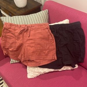 2 pair of Old Navy linen-blend utility shorts